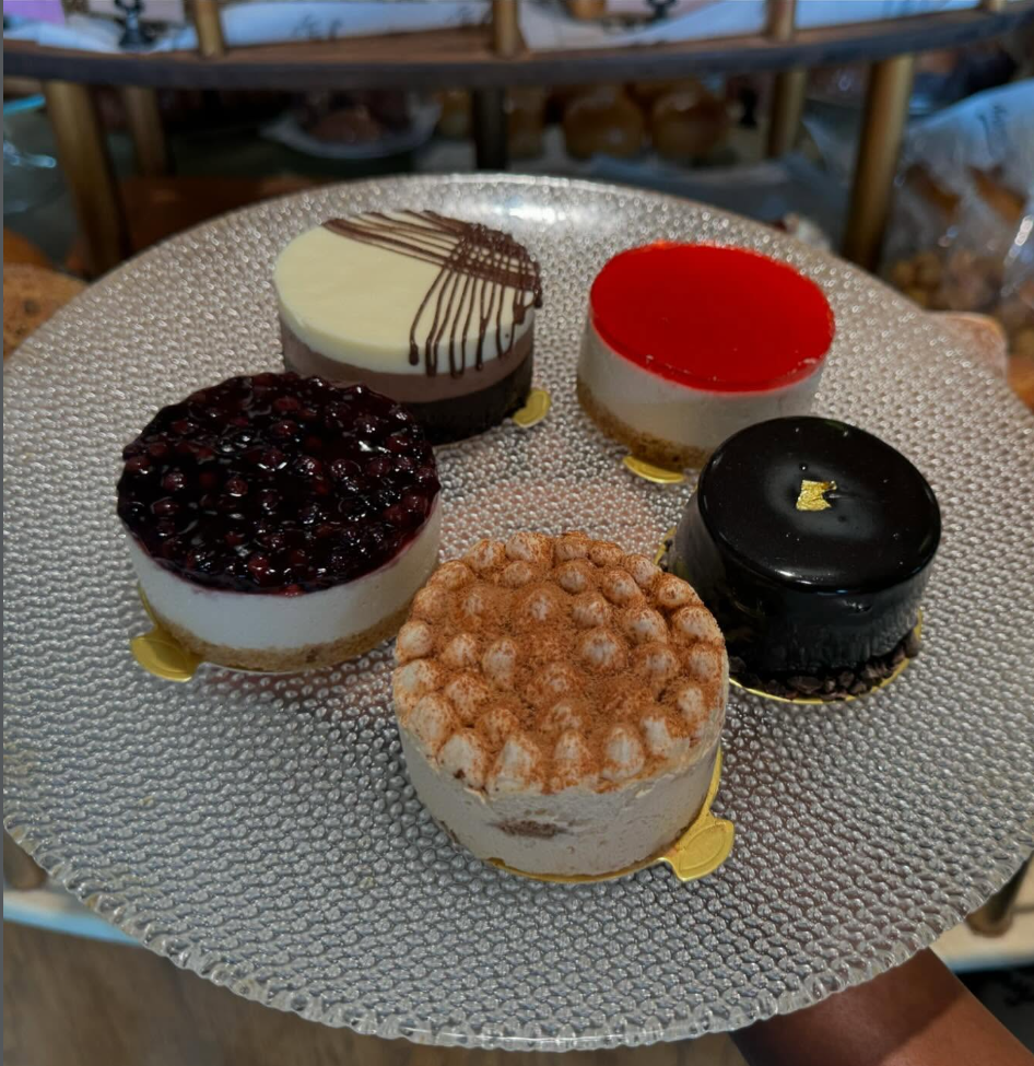 Custom Cakes
